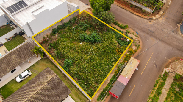 Terreno para à venda no Bairro UNIVERSITARIO em CASCAVEL: 