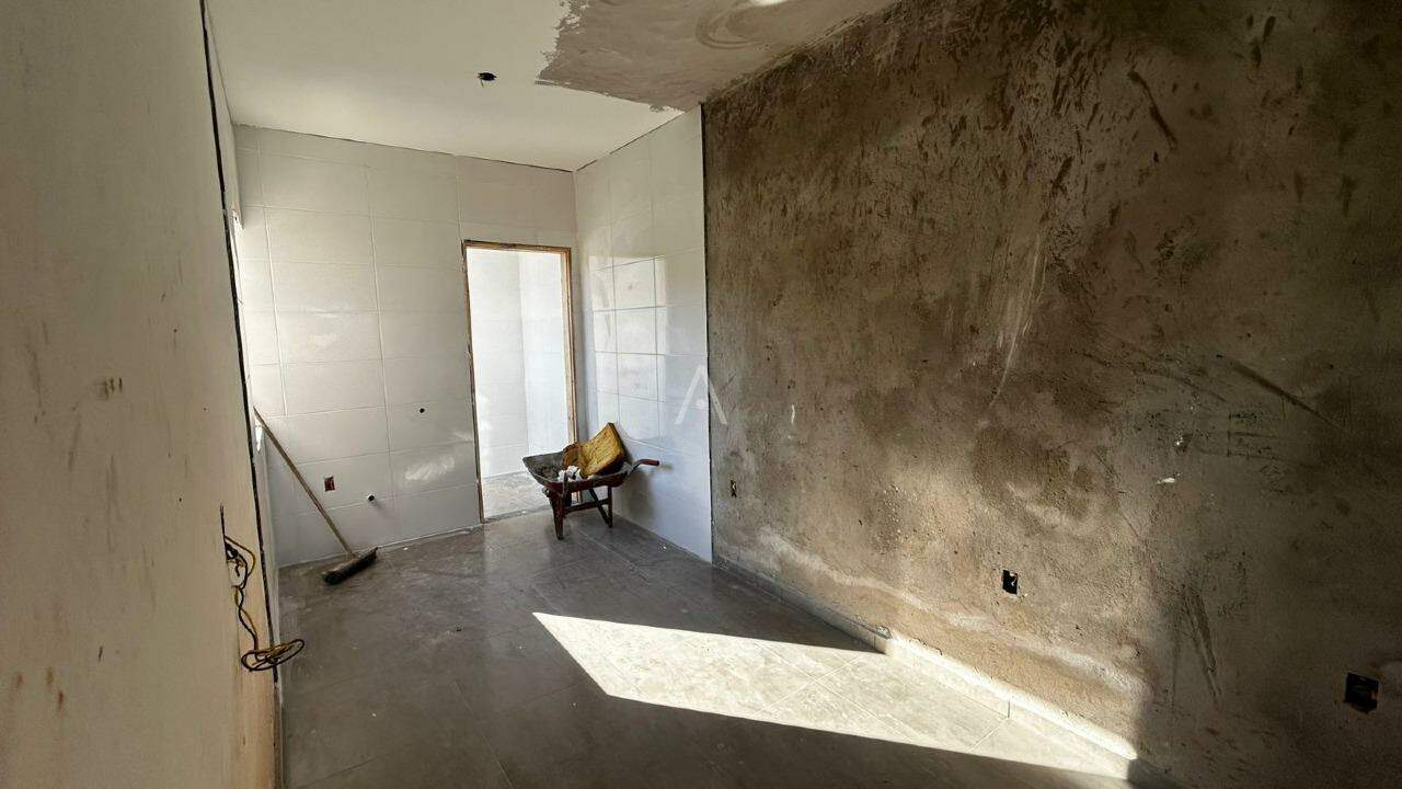 Casa Residencial para à venda no Bairro BRASILIA em CASCAVEL: 