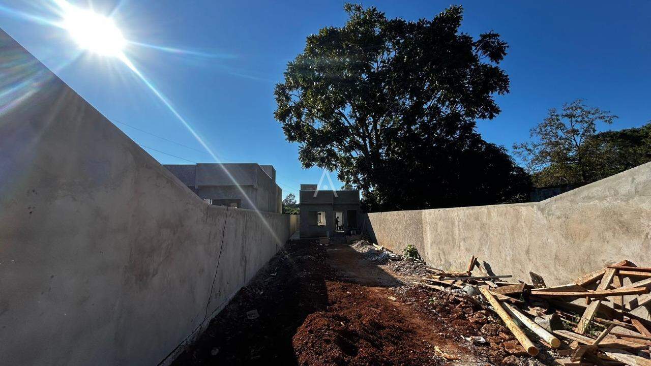 Casa Residencial para à venda no Bairro BRASILIA em CASCAVEL: 