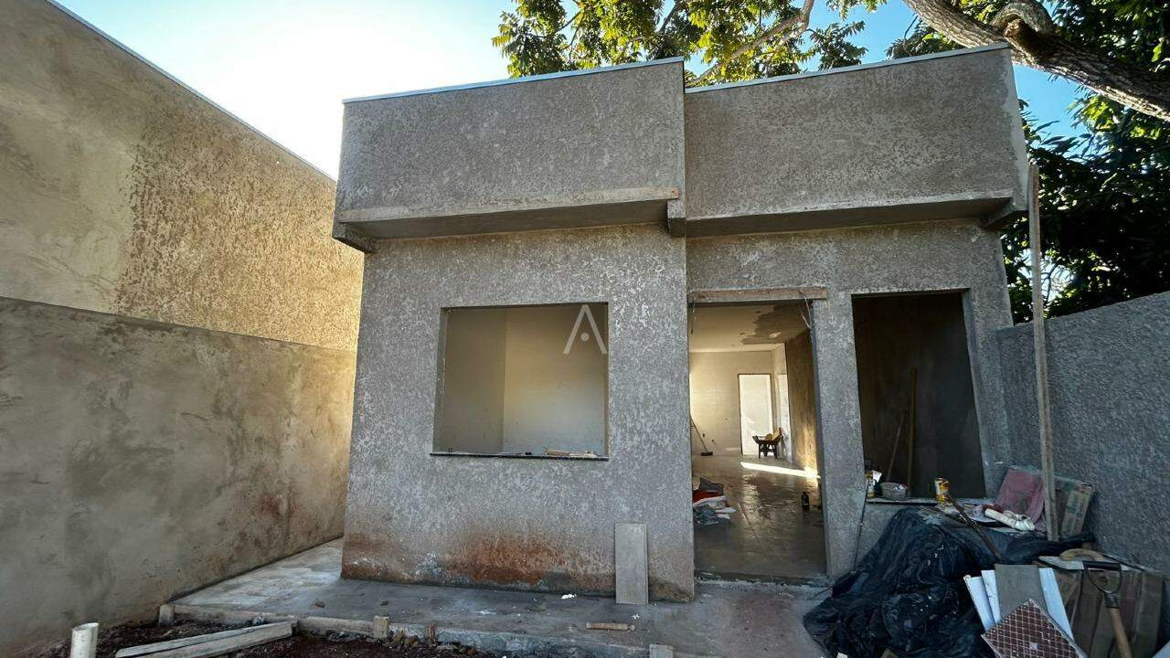 Casa Residencial para à venda no Bairro BRASILIA em CASCAVEL: 