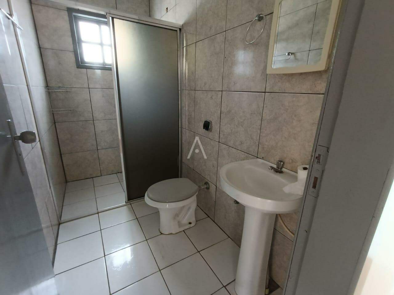 Casa Residencial para para aluguel no Bairro SANTA CRUZ em CASCAVEL: