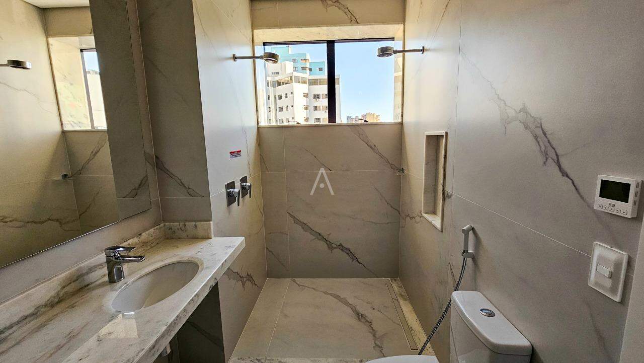 Apartamento para à venda no Bairro CENTRO em CASCAVEL: 