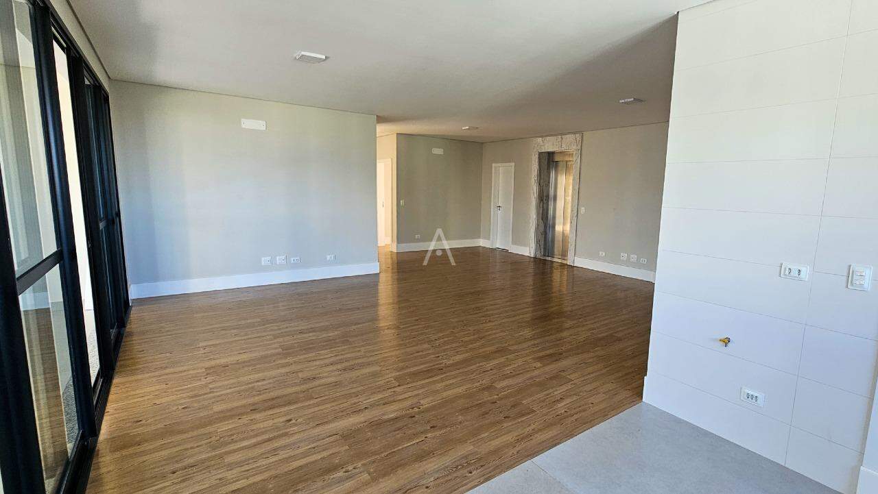 Apartamento para para aluguel no Bairro CENTRO em CASCAVEL: 