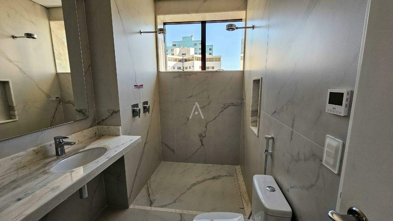 Apartamento para para aluguel no Bairro CENTRO em CASCAVEL: 