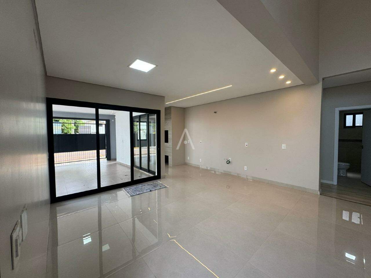 Casa Residencial para à venda no Bairro JARDIM PANCERA em TOLEDO: