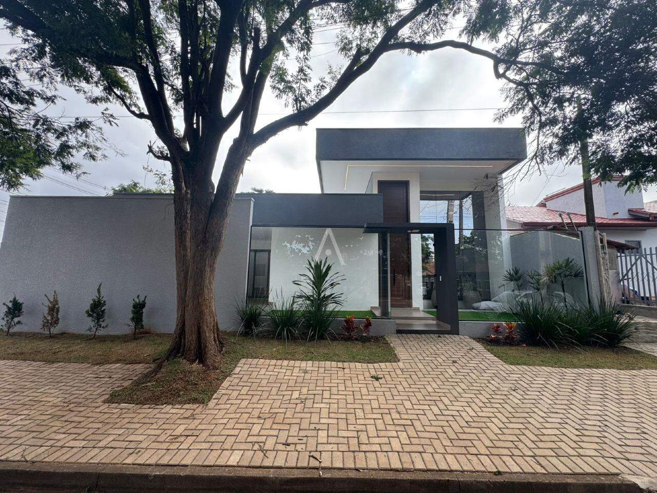 Casa Residencial para à venda no Bairro JARDIM PANCERA em TOLEDO: 
