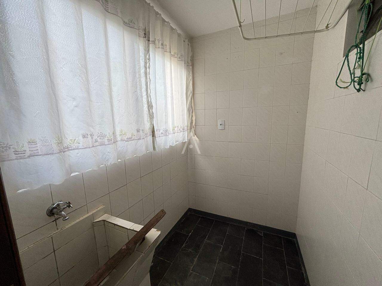 Apartamento para para aluguel no Bairro CENTRO em CASCAVEL: