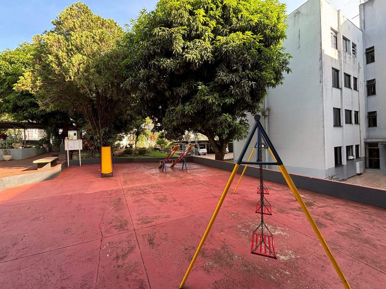 Apartamento para para aluguel no Bairro CENTRO em CASCAVEL: