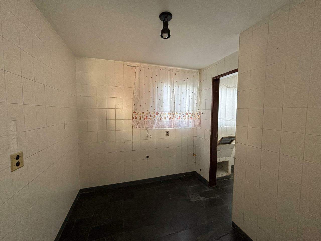 Apartamento para para aluguel no Bairro CENTRO em CASCAVEL: