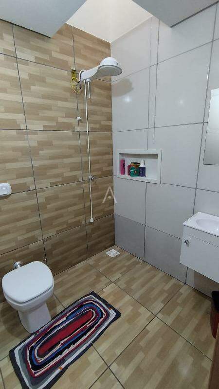 Sobrado para à venda no Bairro JARDIM COOPAGRO em TOLEDO: 