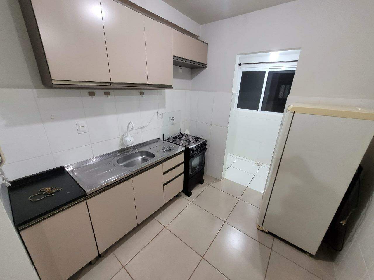 Apartamento para para aluguel no Bairro JARDIM CONCORDIA em TOLEDO: 