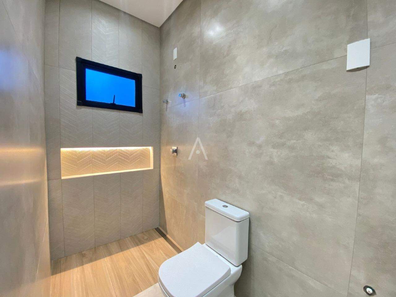 Casa Residencial para à venda no Bairro NEVA em CASCAVEL: 