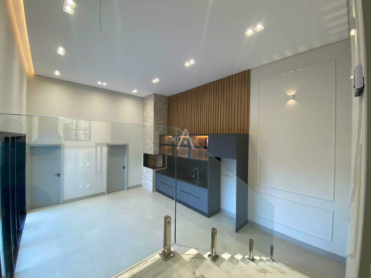 Casa Residencial para à venda no Bairro NEVA em CASCAVEL: 