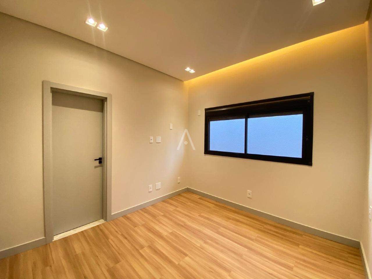Casa Residencial para à venda no Bairro NEVA em CASCAVEL: 