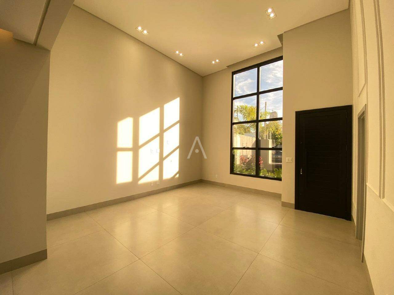 Casa Residencial para à venda no Bairro NEVA em CASCAVEL: 