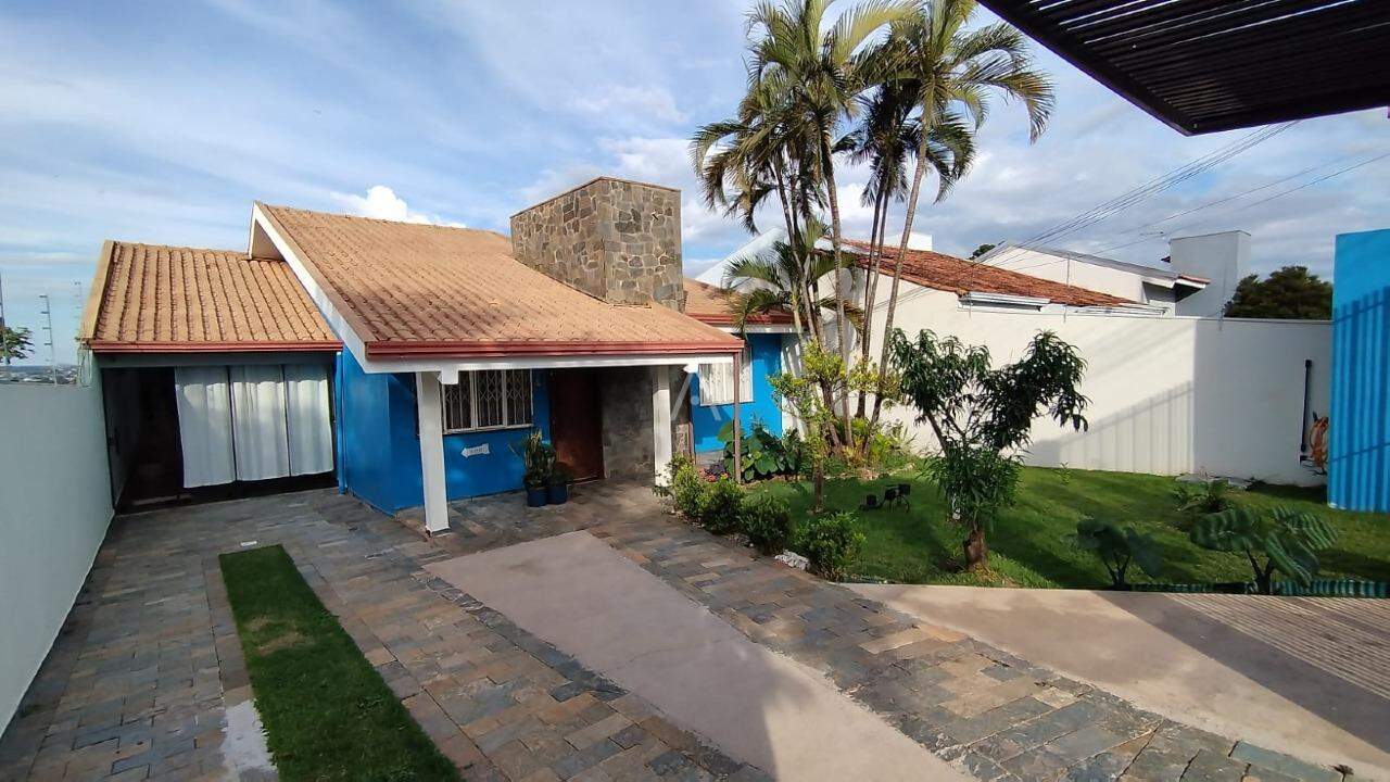 Casa Residencial para para aluguel no Bairro JARDIM PANCERA em TOLEDO: