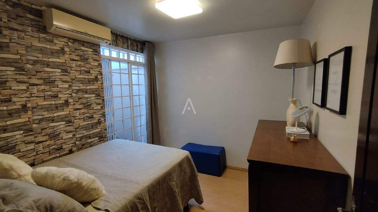 Casa Residencial para para aluguel no Bairro JARDIM PANCERA em TOLEDO: 