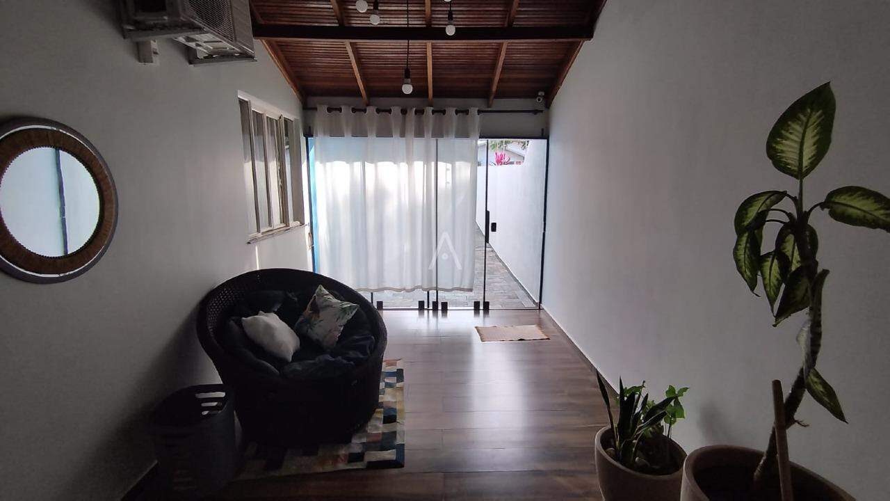 Casa Residencial para para aluguel no Bairro JARDIM PANCERA em TOLEDO: