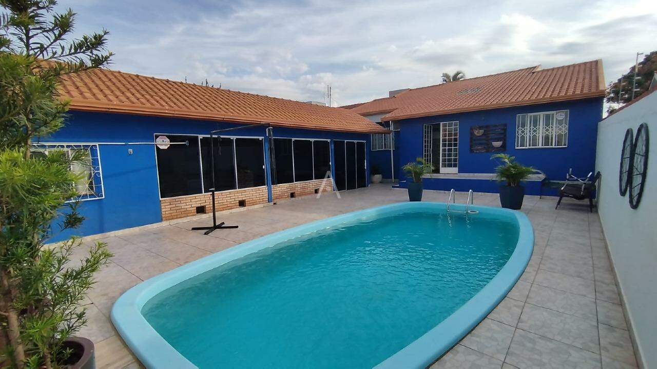 Casa Residencial para para aluguel no Bairro JARDIM PANCERA em TOLEDO: 