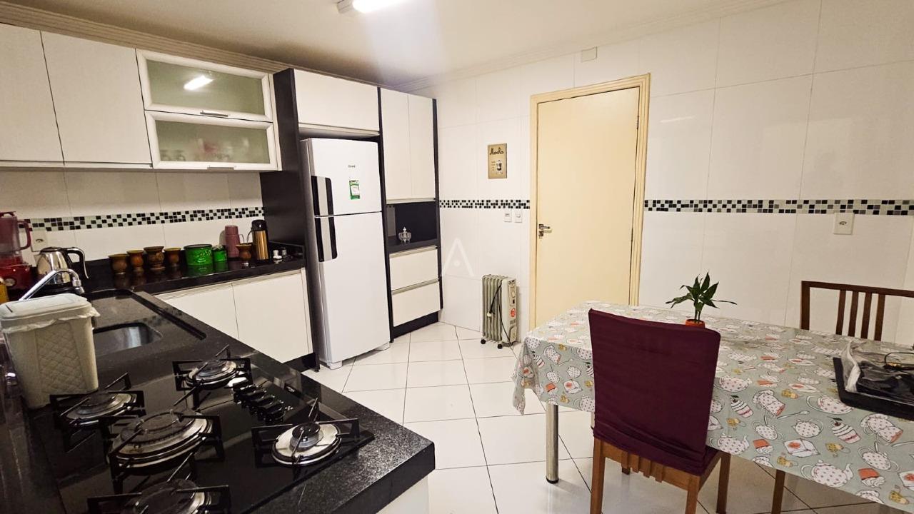 Sobrado para à venda no Bairro ALTO ALEGRE em CASCAVEL: