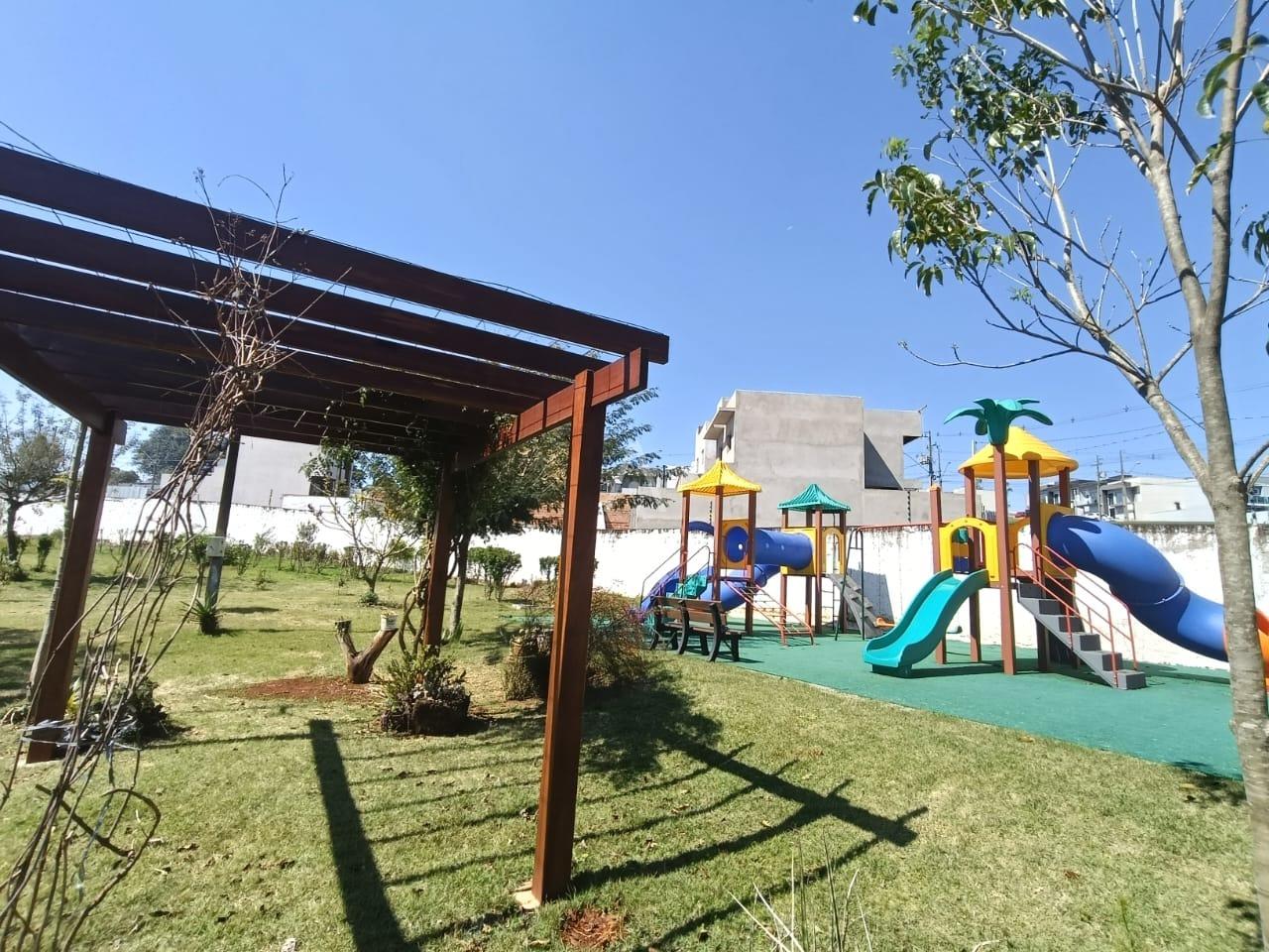 Terreno para à venda no Bairro UNIVERSITARIO em CASCAVEL: 