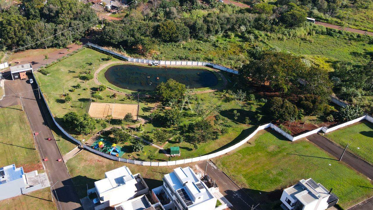 Terreno para à venda no Bairro UNIVERSITARIO em CASCAVEL: Lago