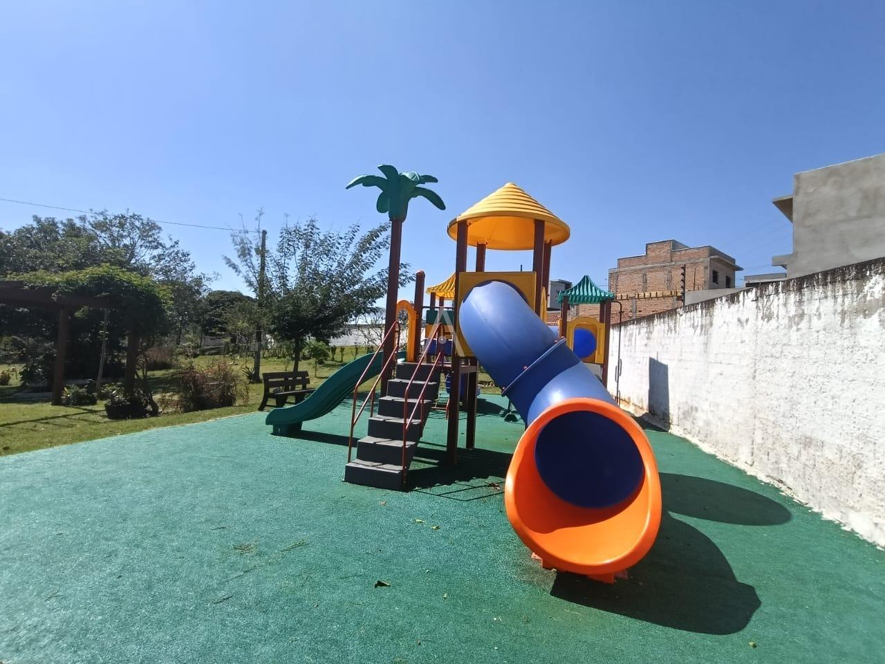 Terreno para à venda no Bairro UNIVERSITARIO em CASCAVEL: 