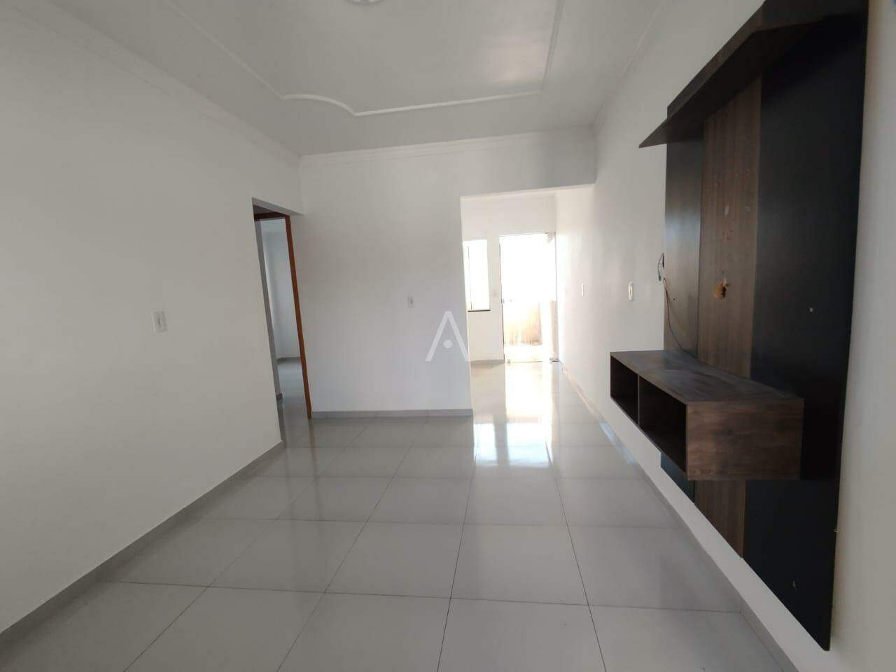 Casa Residencial para à venda no Bairro INTERLAGOS em CASCAVEL: 