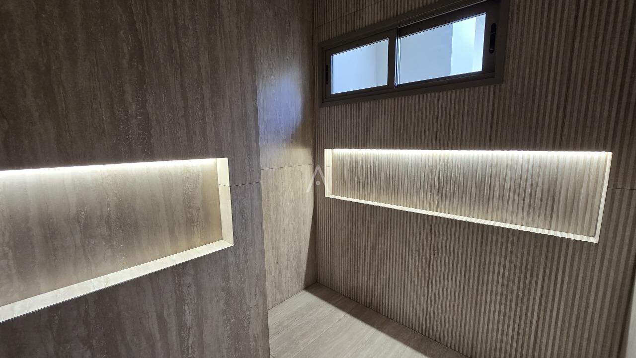 Casa Residencial para à venda no Bairro VILA INDUSTRIAL em TOLEDO: 