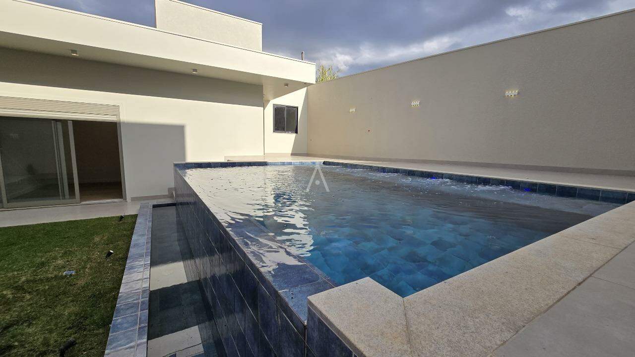 Casa Residencial para à venda no Bairro VILA INDUSTRIAL em TOLEDO: 