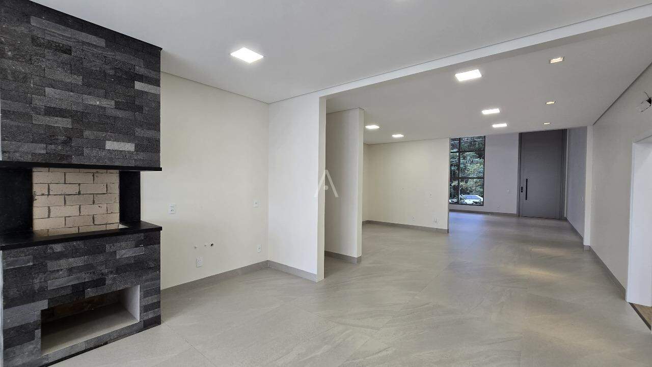 Casa Residencial para à venda no Bairro VILA INDUSTRIAL em TOLEDO: 