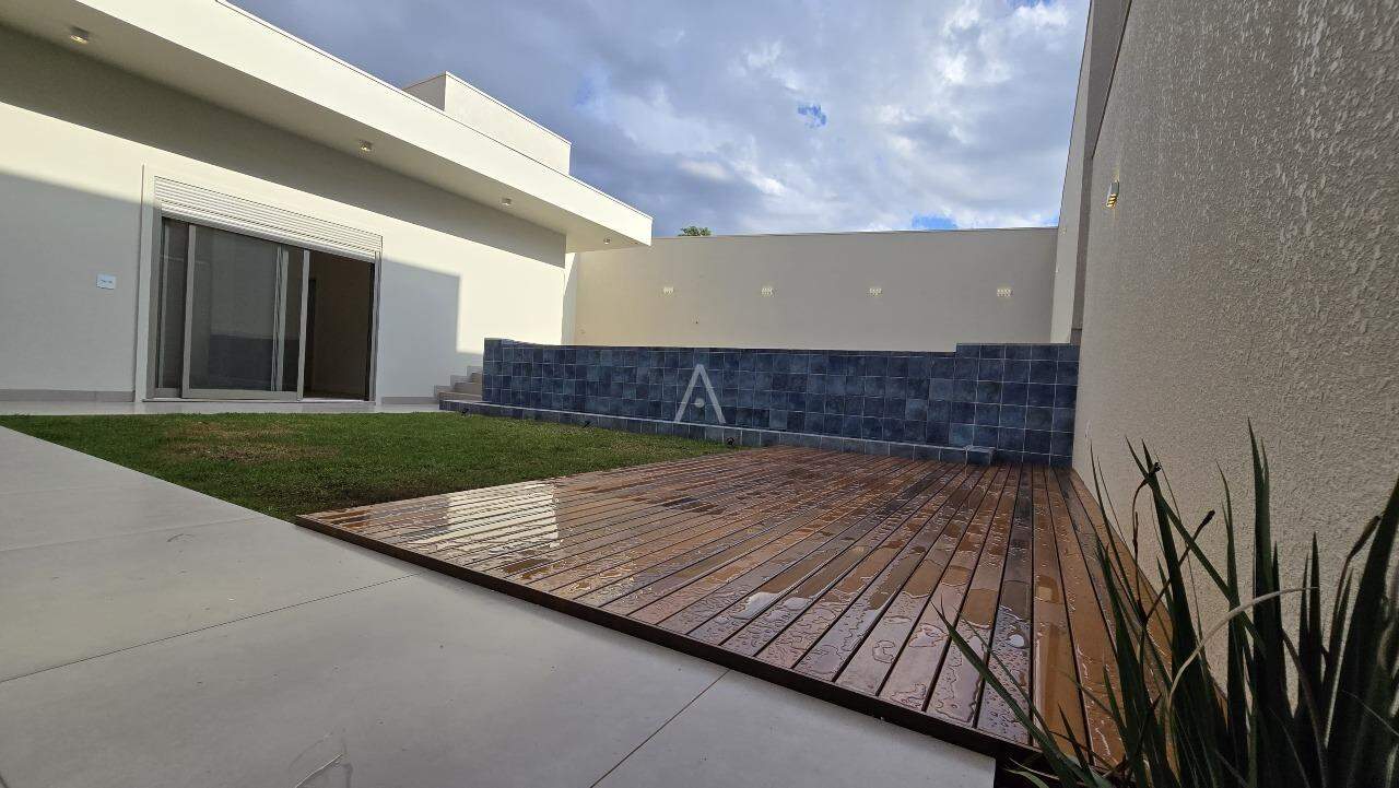 Casa Residencial para à venda no Bairro VILA INDUSTRIAL em TOLEDO: 