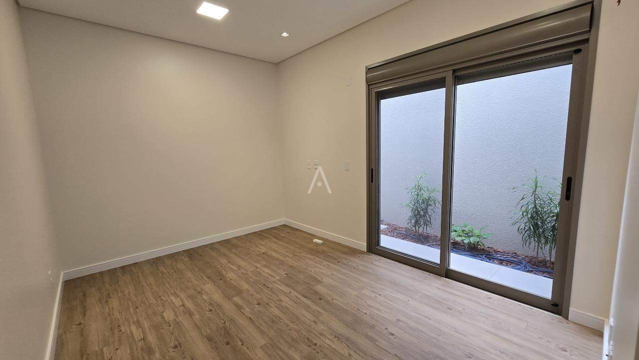 Casa Residencial para à venda no Bairro VILA INDUSTRIAL em TOLEDO: 