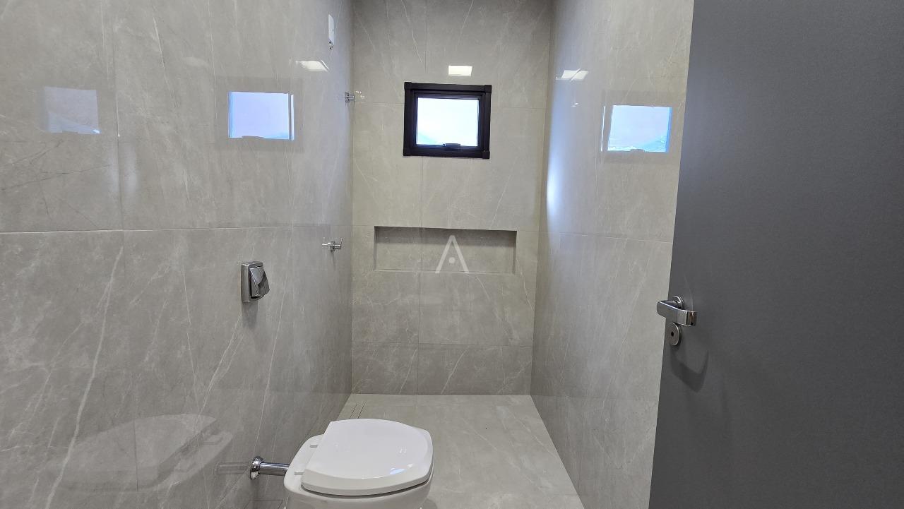 Casa Residencial para à venda no Bairro VILA INDUSTRIAL em TOLEDO: 