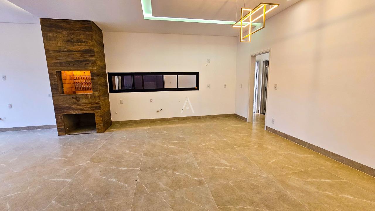 Casa Residencial para à venda no Bairro VILA INDUSTRIAL em TOLEDO: 