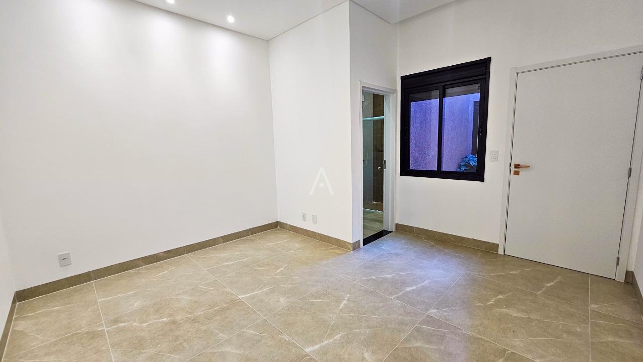 Casa Residencial para à venda no Bairro VILA INDUSTRIAL em TOLEDO: 