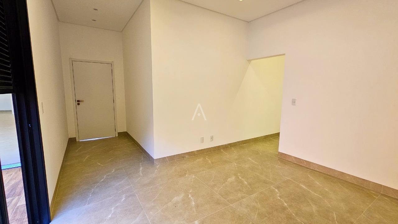 Casa Residencial para à venda no Bairro VILA INDUSTRIAL em TOLEDO: 