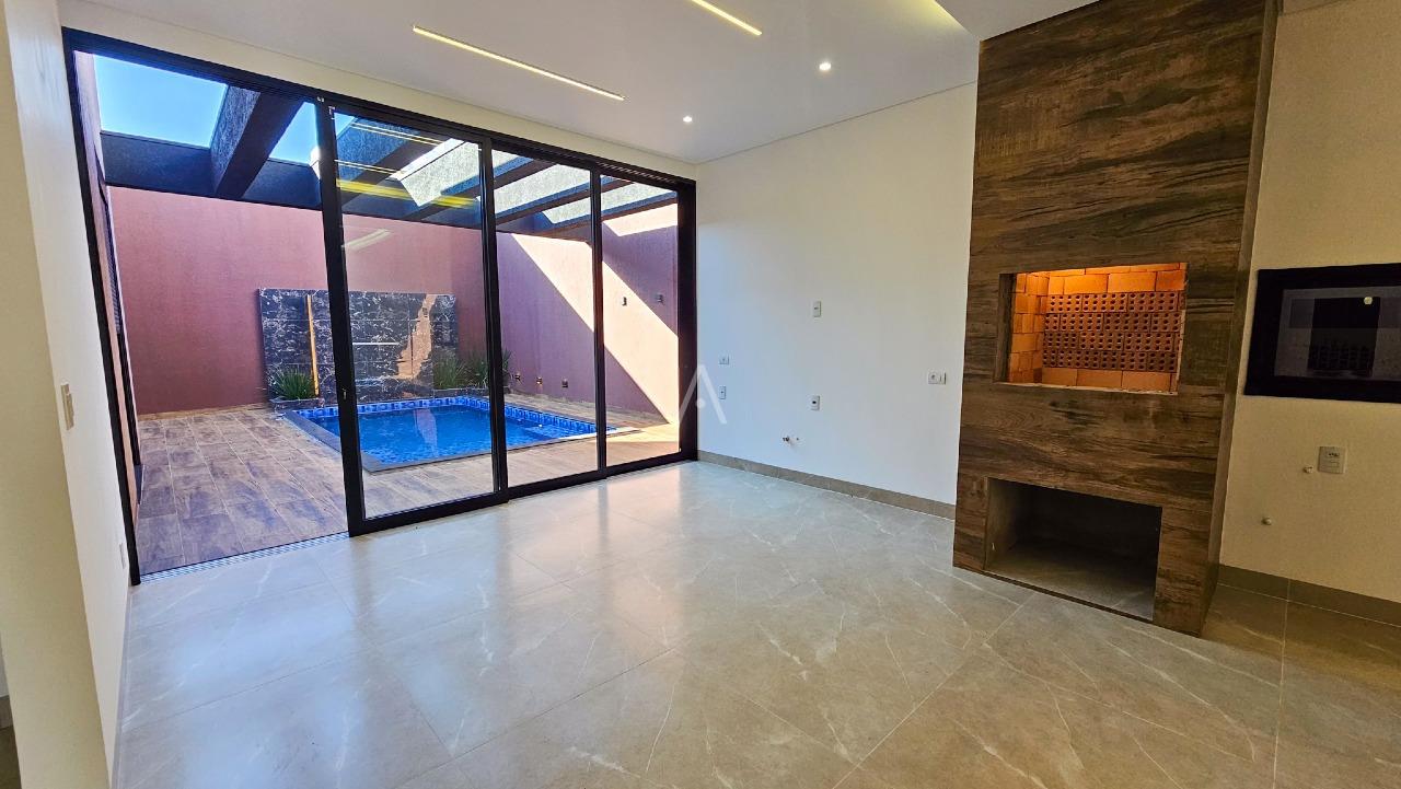 Casa Residencial para à venda no Bairro VILA INDUSTRIAL em TOLEDO: 