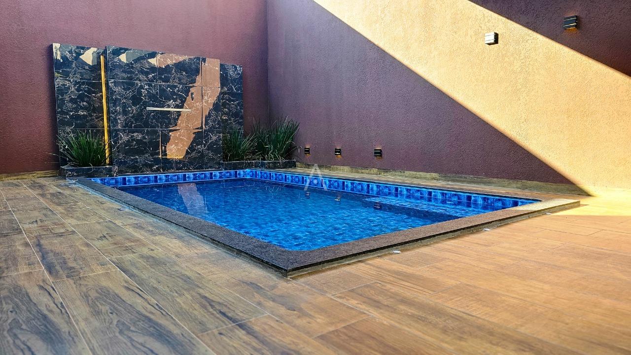 Casa Residencial para à venda no Bairro VILA INDUSTRIAL em TOLEDO: 