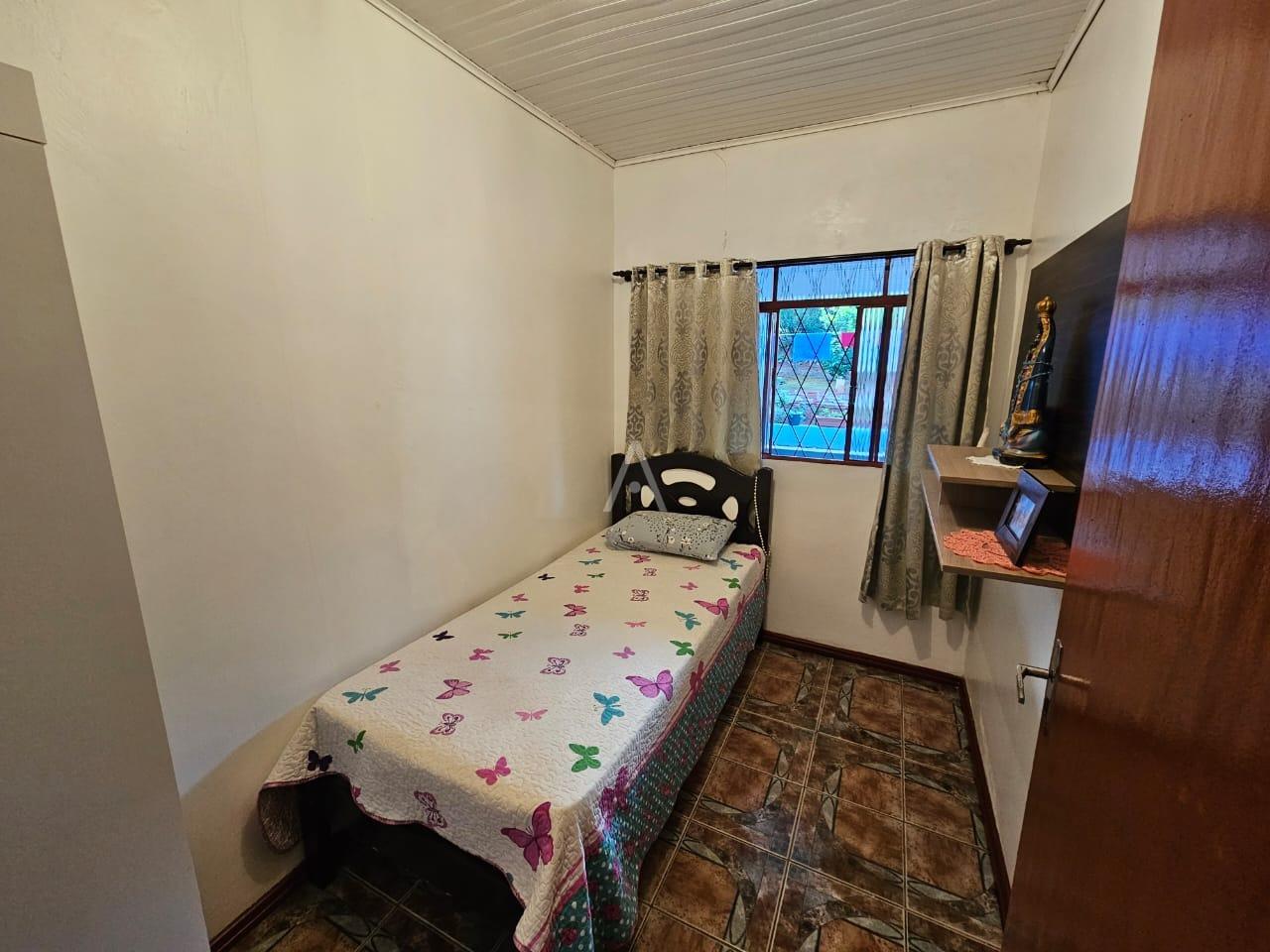 Casa Residencial para à venda no Bairro ALTO ALEGRE em CASCAVEL: 