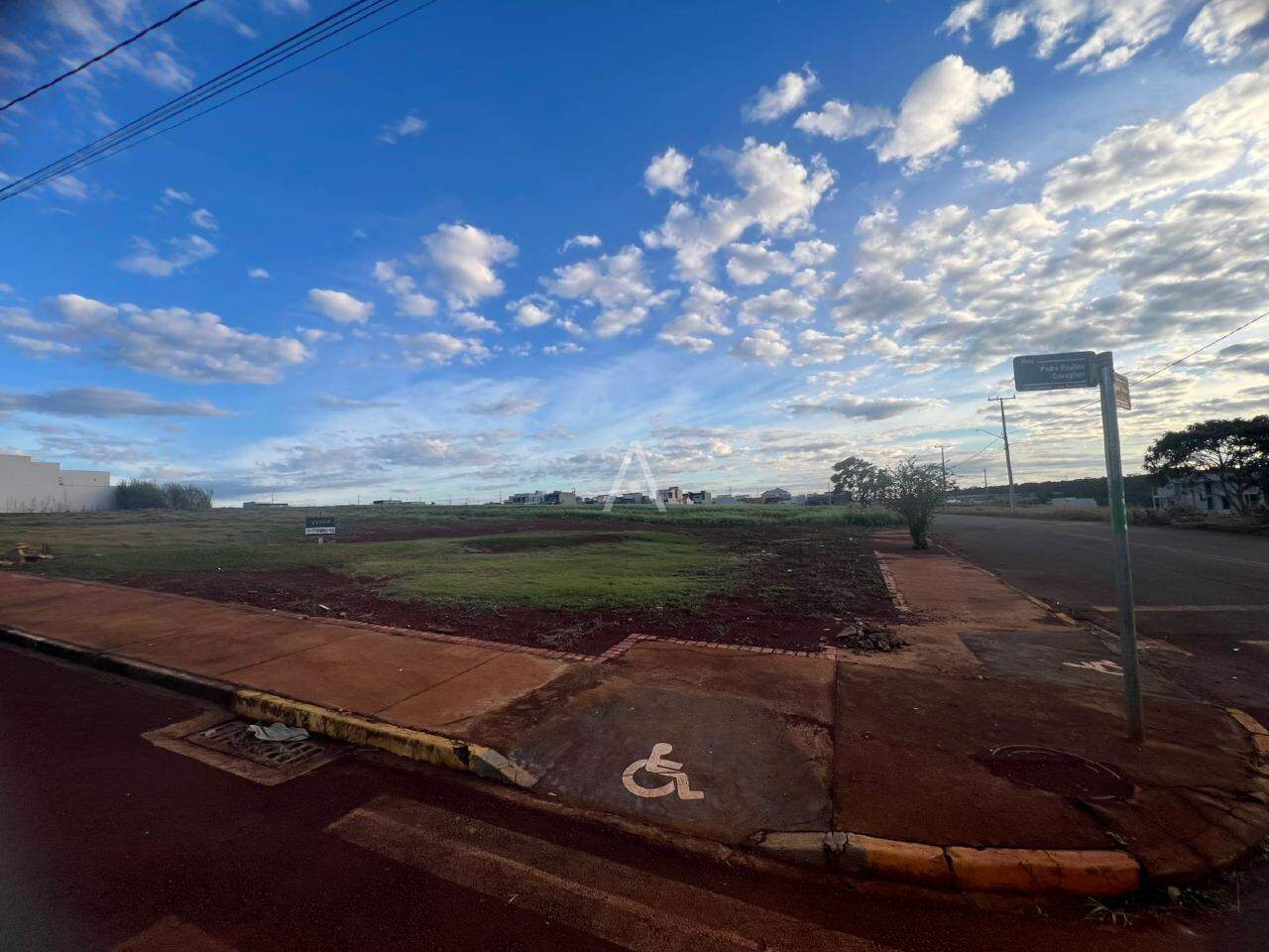 Terreno para à venda no Bairro TOCANTINS em TOLEDO: 