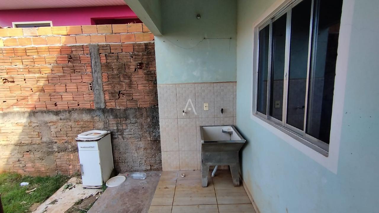 Casa Residencial para à venda no Bairro OURO VERDE DO OESTE em TOLEDO: 