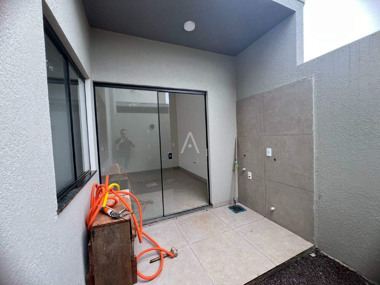 Casa Residencial para à venda no Bairro JARDIM PANORAMA em TOLEDO: 