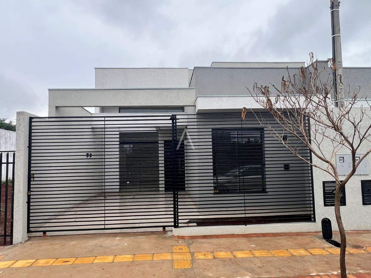 Casa Residencial para à venda no Bairro JARDIM PANORAMA em TOLEDO: 