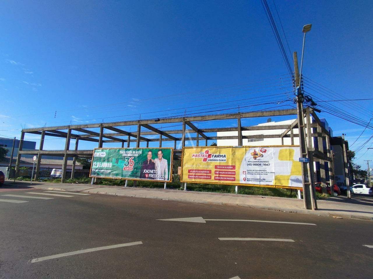 Terreno para à venda no Bairro UNIVERSITARIO em CASCAVEL: FACHADA