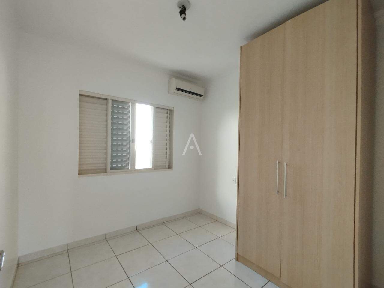 Casa Residencial para para aluguel no Bairro COUNTRY em CASCAVEL: QUARTO 01