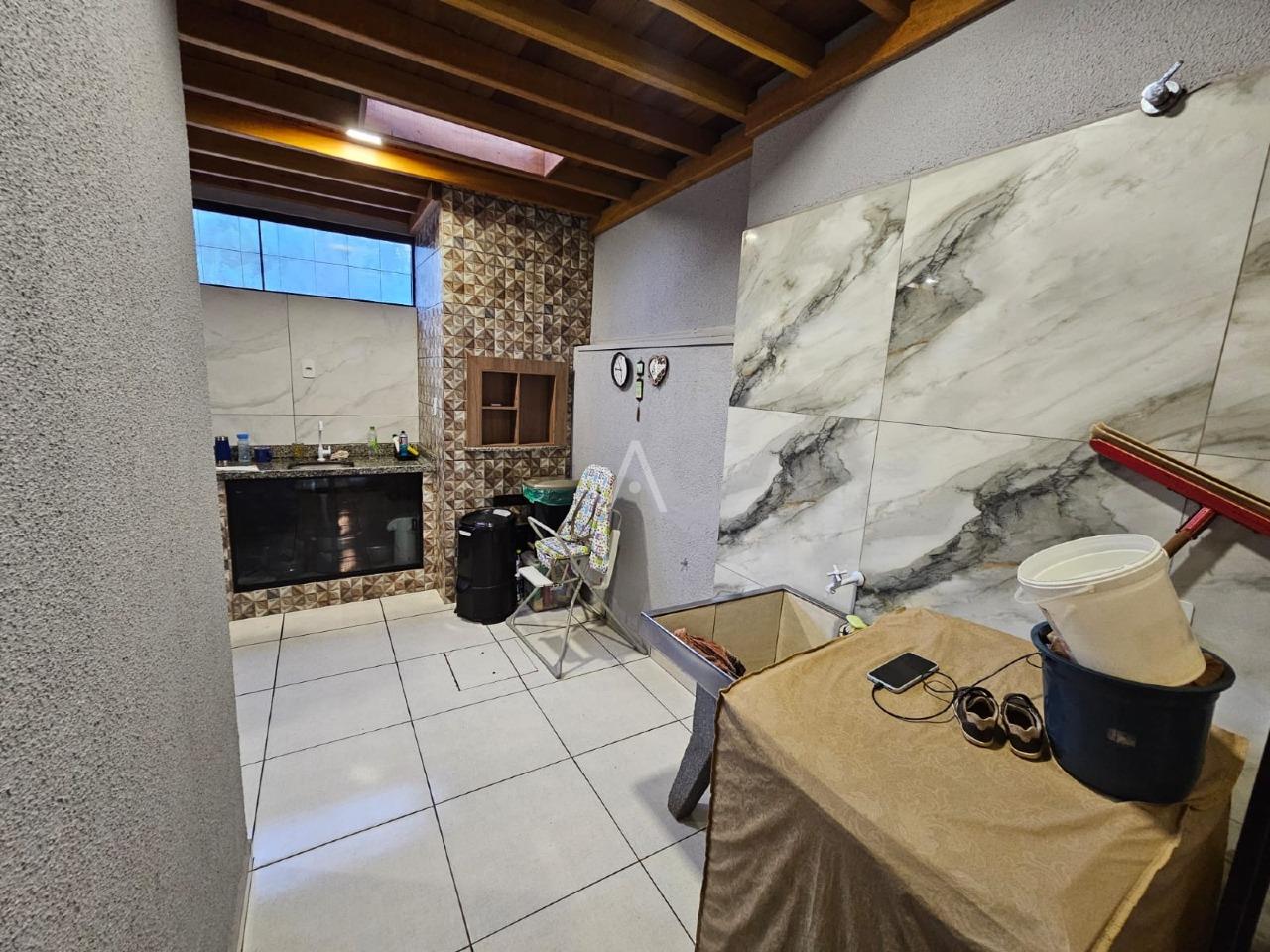 Casa Residencial para à venda no Bairro JARDIM BRESSAN em TOLEDO: 