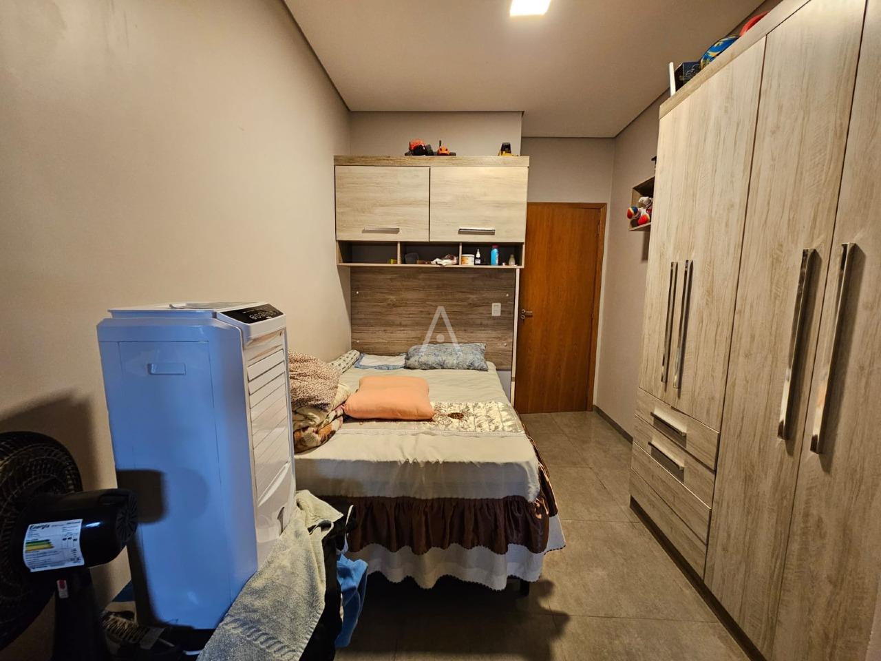 Casa Residencial para à venda no Bairro JARDIM BRESSAN em TOLEDO: 