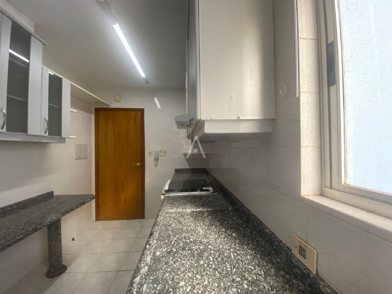 Apartamento para à venda no Bairro CENTRO em CASCAVEL: