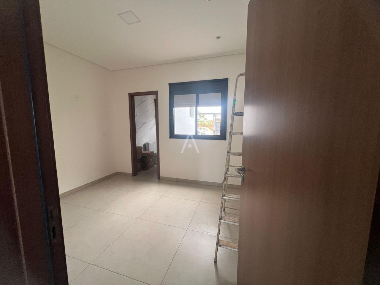 Casa Residencial para à venda no Bairro COOPAGRO em TOLEDO: 